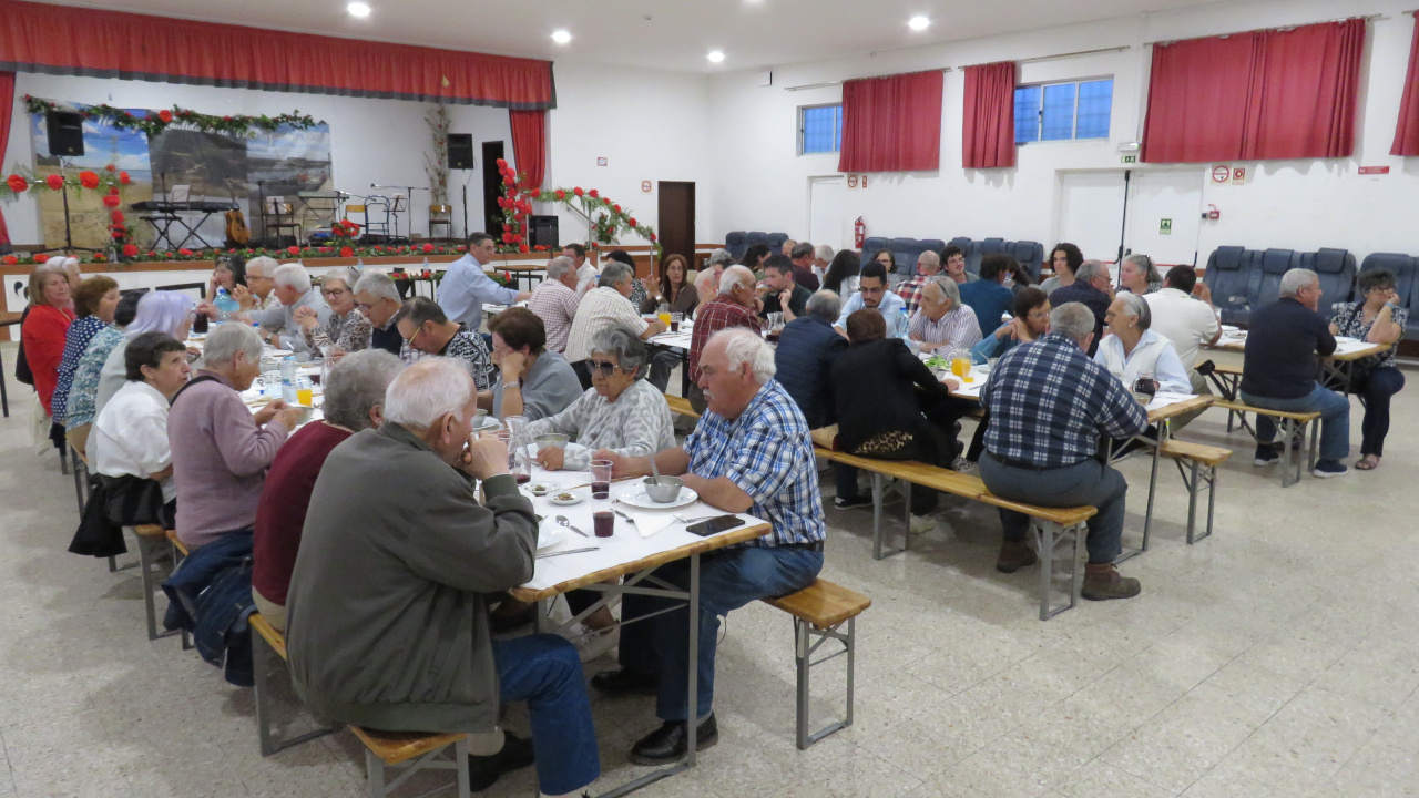 Festa de Abril celebra Poder Local e Democracia com música, convívio e tertúlia